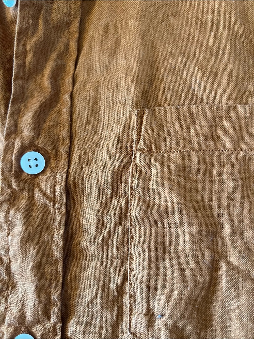 Club Monaco Men's Short-Sleeve Button-Down Shirt in Rust Burnt Orange - Picture 3 of 4